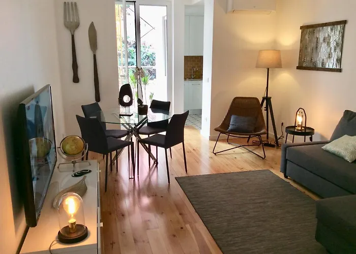 Whome Modern 1-Bed With Ac & Private Terrace